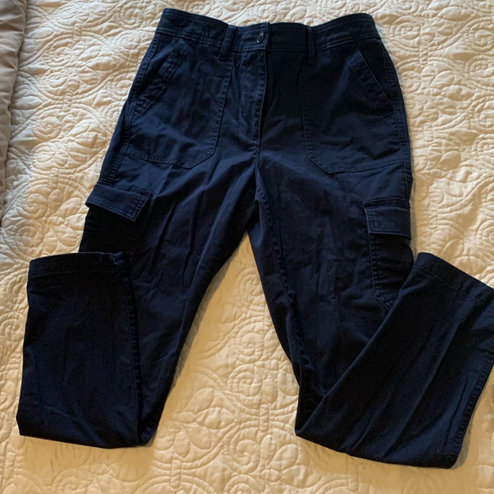 Talbots dark navy cargo pocket ankle chinos size 6